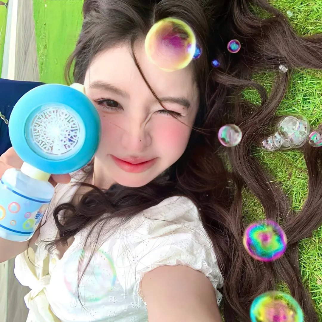 双面艾莉丝